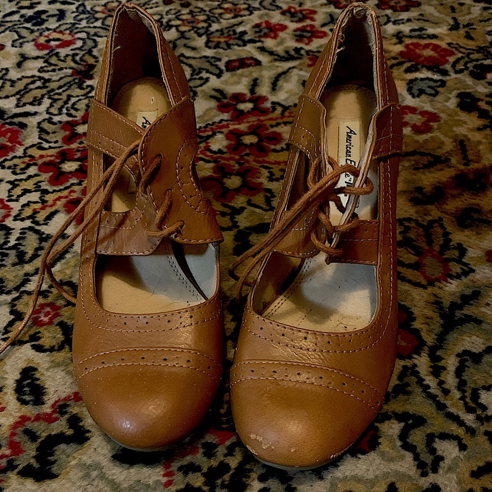 American Eagle Mary Jane heels